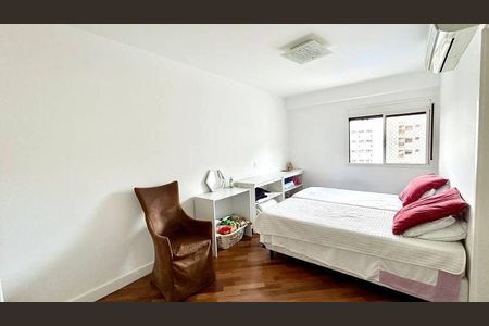 Apartamento à venda com 3 quartos, 190m² em Alto da Boa Vista, São Paulo