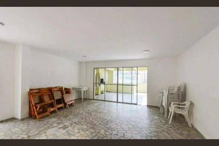 Apartamento à venda com 38m², 1 quarto e 1 vaga