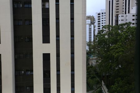 Apartamento à venda com 74m², 3 quartos e 2 vagas Apartamento à venda com 74m², 3 quartos e 2 vagasquarto 2 vista