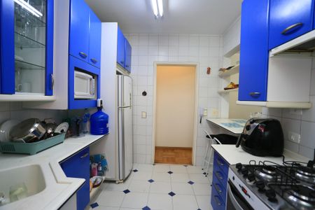 Apartamento à venda com 74m², 3 quartos e 2 vagas Apartamento à venda com 74m², 3 quartos e 2 vagascozinha