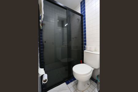 Apartamento à venda com 74m², 3 quartos e 2 vagas Apartamento à venda com 74m², 3 quartos e 2 vagasBanheiro da Suíte