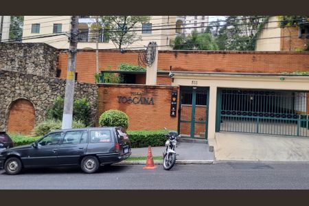 Apartamento à venda com 74m², 3 quartos e 2 vagas Apartamento à venda com 74m², 3 quartos e 2 vagasFachada e portaria