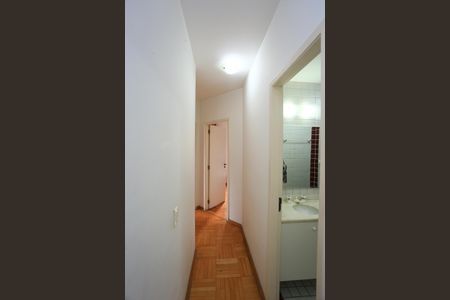 Apartamento à venda com 74m², 3 quartos e 2 vagas Apartamento à venda com 74m², 3 quartos e 2 vagascorredor