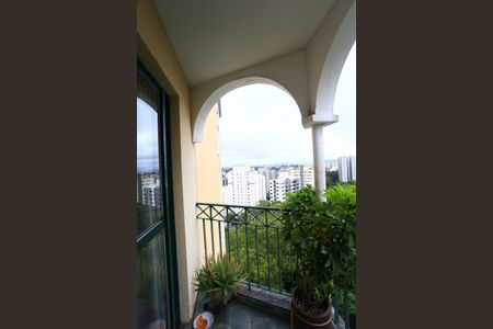 sacada de apartamento à venda com 3 quartos, 74m² em Vila Suzana, São Paulo