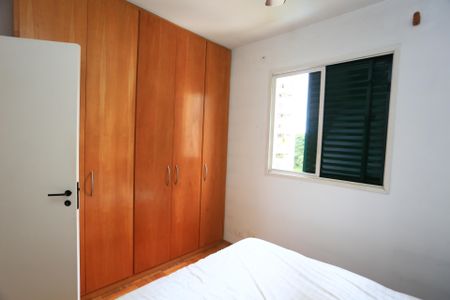 Apartamento à venda com 74m², 3 quartos e 2 vagas Apartamento à venda com 74m², 3 quartos e 2 vagassuíte