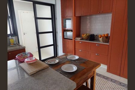 Apartamento à venda com 4 quartos, 160m² em Paraíso, São Paulo