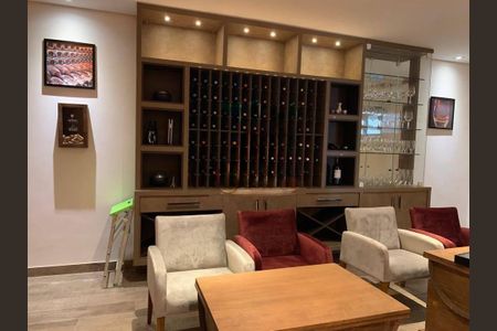 Casa à venda com 4 quartos, 700m² em Alphaville Residencial Um, Barueri