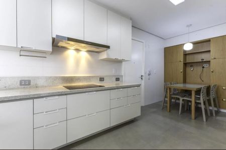 Apartamento à venda com 157m², 3 quartos e 3 vagas