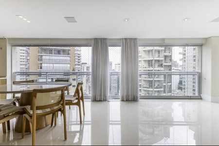 Apartamento à venda com 3 quartos, 157m² em Vila Nova Conceição, São Paulo