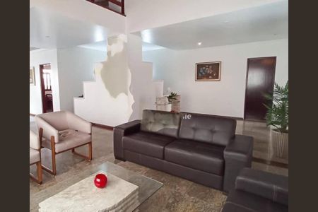 Casa à venda com 4 quartos, 358m² em Residencial Nove (Alphaville), Santana de Parnaíba