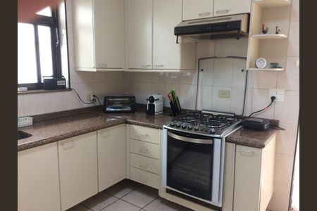 Casa à venda com 3 quartos, 189m² em Jardim da Gloria, São Paulo