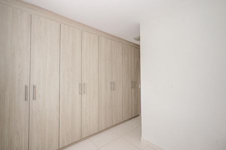 Apartamento para alugar com 64m², 2 quartos e 1 vagaSuíte