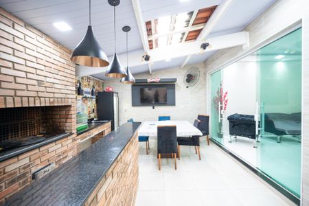Casa para alugar com 350m², 4 quartos e 5 vagas Casa para alugar com 350m², 4 quartos e 5 vagasEspaço Gourmet