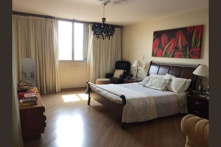 Apartamento à venda com 4 quartos, 700m² em Higienópolis, São Paulo