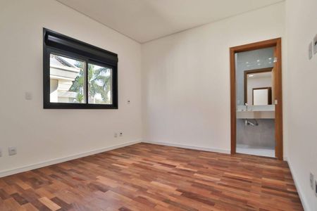 Casa à venda com 5 quartos, 750m² em Alphaville, Santana de Parnaíba