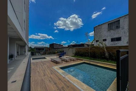 Apartamento à venda com 1 quarto, 42m² em Jardim Tupanci, Barueri