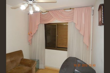 Apartamento à venda com 3 quartos, 129m² em Vila Santo Estefano, São Paulo