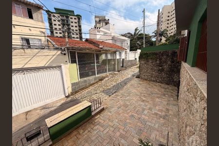Casa à venda com 70m², 2 quartos e 1 vagaFoto 01