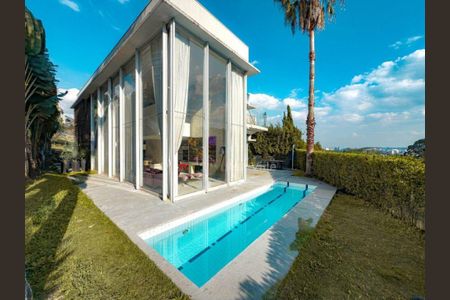 Casa à venda com 420m², 4 quartos e 4 vagas