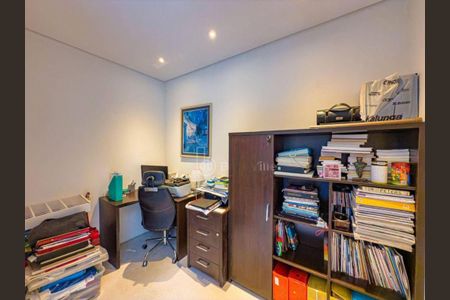 Casa à venda com 4 quartos, 420m² em Tamboré, Santana de Parnaíba