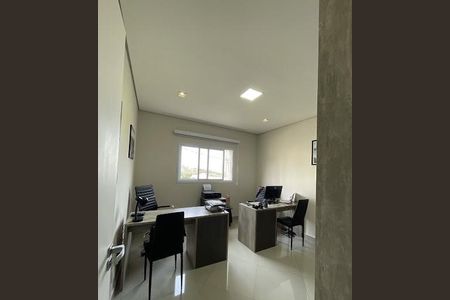 Casa à venda com 3 quartos, 260m² em Parque Sinai, Santana de Parnaíba