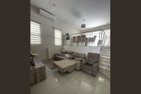 Casa à venda com 3 quartos, 260m² em Parque Sinai, Santana de Parnaíba
