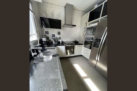 Casa à venda com 3 quartos, 260m² em Parque Sinai, Santana de Parnaíba