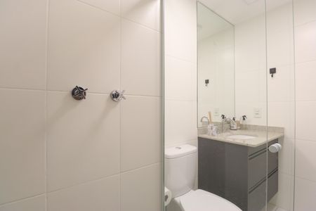 Apartamento à venda com 63m², 2 quartos e 1 vagaBanheiro Social