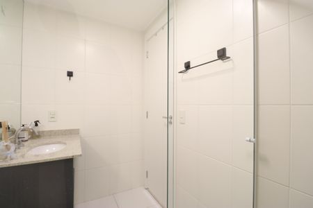 Apartamento à venda com 63m², 2 quartos e 1 vagaBanheiro Social