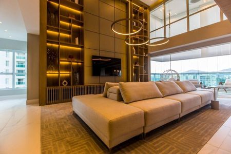 Apartamento à venda com 376m², 3 quartos e 4 vagas