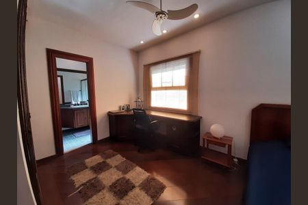 Casa à venda com 4 quartos, 500m² em Alphaville, Santana de Parnaíba