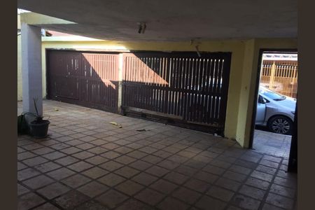 Casa à venda com 180m², 3 quartos e 3 vagas