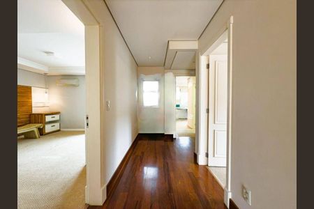 Casa à venda com 480m², 5 quartos e 4 vagas