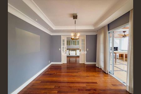 Casa à venda com 5 quartos, 480m² em Tamboré, Santana de Parnaíba