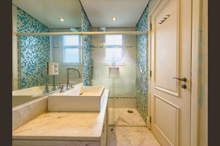 Casa à venda com 480m², 5 quartos e 4 vagas