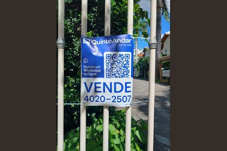 Casa de condomínio à venda com 83m², 3 quartos e 2 vagasPlaca