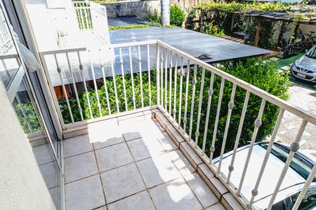 Casa de condomínio à venda com 83m², 3 quartos e 2 vagasVaranda do Quarto 2