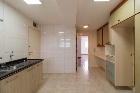 Apartamento à venda com 134m², 3 quartos e 2 vagasCozinha