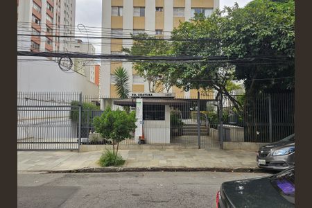 Apartamento à venda com 134m², 3 quartos e 2 vagasFachada