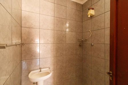 Casa para alugar com 180m², 3 quartos e 2 vagasBanheiro de serviço