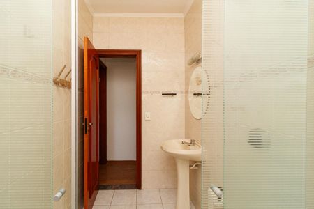 Casa para alugar com 180m², 3 quartos e 2 vagasBanheiro