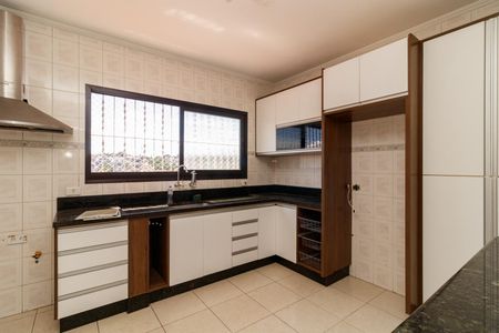 Casa para alugar com 180m², 3 quartos e 2 vagasCopa e Cozinha