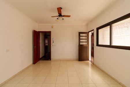 Casa para alugar com 180m², 3 quartos e 2 vagasCopa e Cozinha