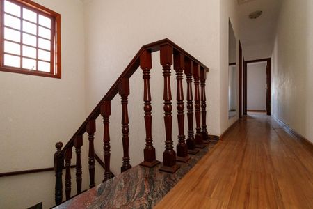 Casa para alugar com 180m², 3 quartos e 2 vagasCorredor dos quartos