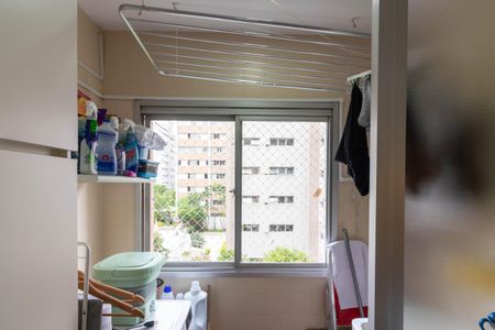 Apartamento à venda com 90m², 2 quartos e 1 vagaÁrea de Serviço