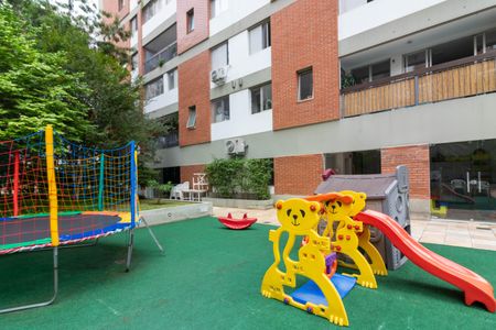 Apartamento à venda com 90m², 2 quartos e 1 vagaÁrea comum - Playground
