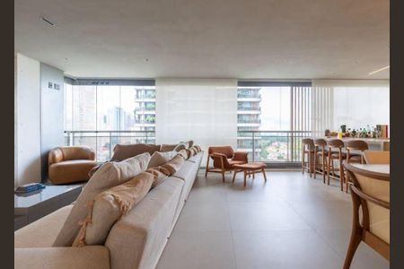 Apartamento à venda com 3 quartos, 167m² em Jardim das Acacias, São Paulo