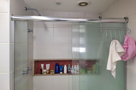 Apartamento à venda com 90m², 2 quartos e 1 vaga Apartamento à venda com 90m², 2 quartos e 1 vagaBanheiro da Suíte 1