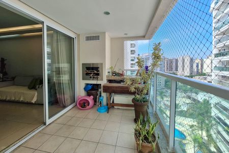 Apartamento à venda com 90m², 2 quartos e 1 vaga Apartamento à venda com 90m², 2 quartos e 1 vagaVaranda da Sala