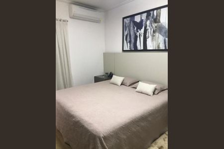 Casa à venda com 3 quartos, 250m² em Vila Dom Pedro I, São Paulo